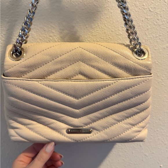 Quilted Beige Shoulder Bag - Picture 2 of 3